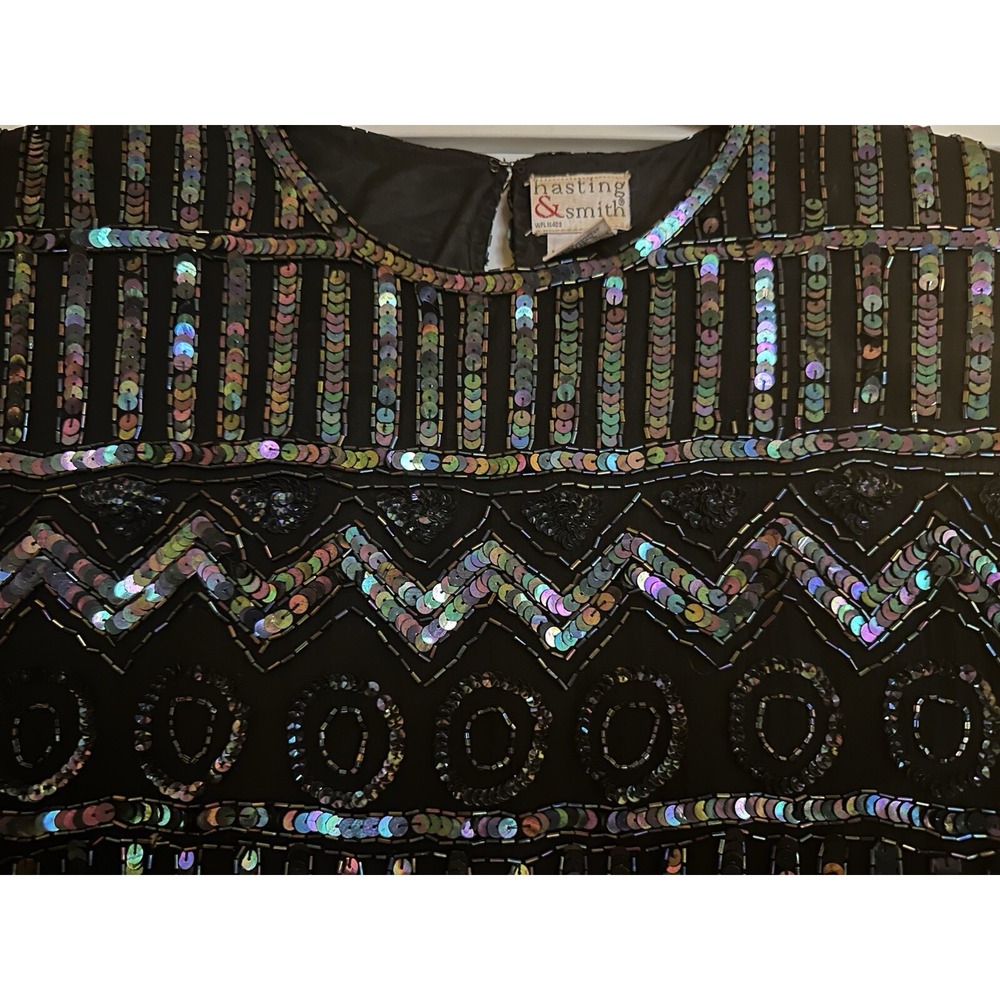 Vintage HASTING & SMITH Sz M Black Iridescent Sequin/Bead Silk‎ Shoulder Pad Top